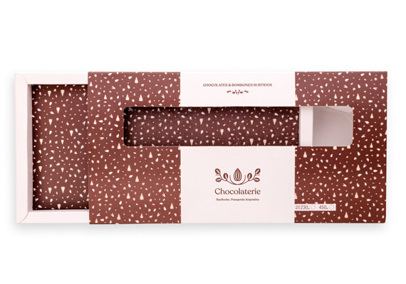 Caja impresa tapa y base. A todo color. Laminado mate.Visor con ventana de acetato.